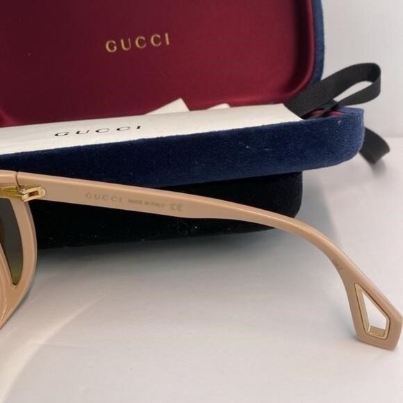 - New Authentic Gucci Gucci Beige GG0467S 005 Rectangular Sunglasses - Picture 12 of 13